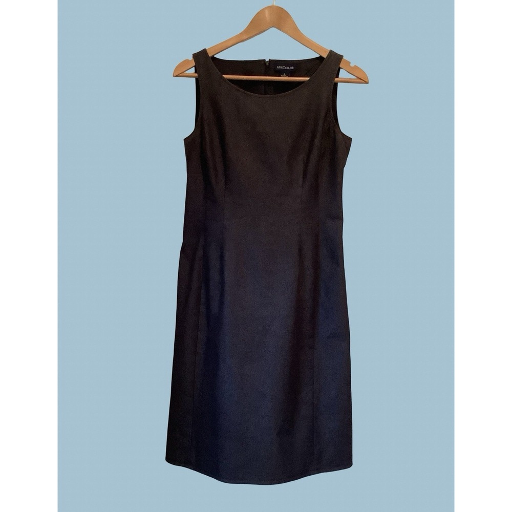 Ann Taylor Cotton Lightweight Blue Denim Dress Sleeveless Pencil Dress Fitted 6